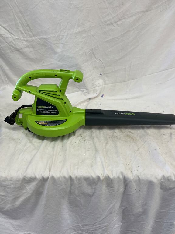 Mundelein Tool Library Electric Leaf Blower (887)